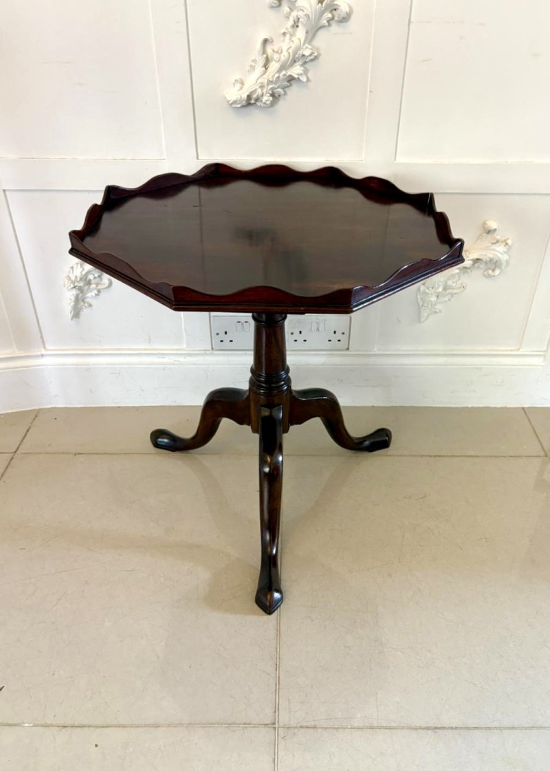 Antique George III Quality Mahogany Lamp/Coffee Table